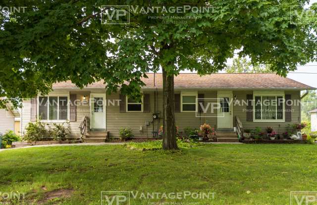 2695 Shawano Avenue photos photos