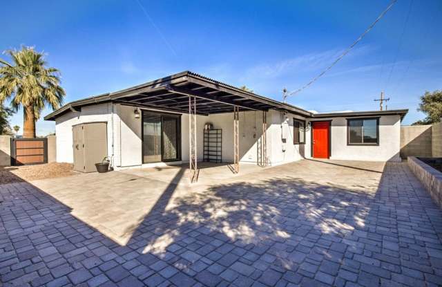 Spacious 4-Bedroom, 2-Bath Home with Extended Driveway  Large Backyard - 843 South Sarnoff Drive, Tucson, AZ 85710