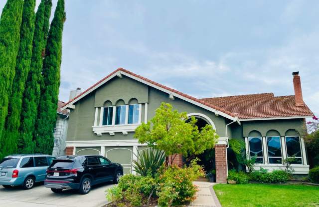 Beautiful 4 Bed 3 Bath + Huge Bonus Room Almaden San Jose Home - Sparkling Pool! - 3-Car Garage! photos photos Beautiful 4 Bed 3 Bath + Huge Bonus Room Almaden San Jose Home - Sparkling Pool! - 3-Car Garage! photos photos