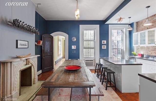 150 Dekalb Avenue Gallery 2
