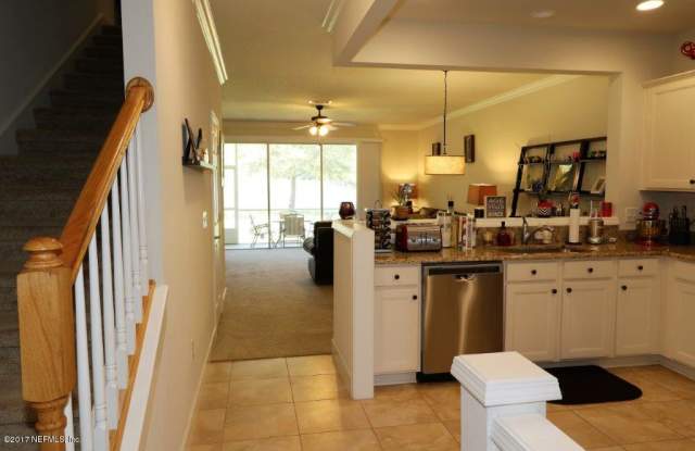 6803 ROUNDLEAF DR Gallery 4