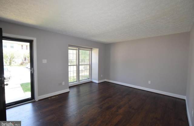 11804 MAREN COURT Gallery 2
