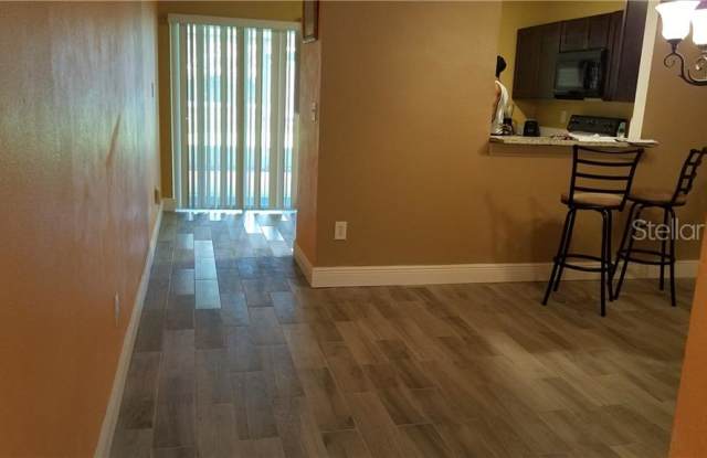 10812 KEYS GATE DRIVE Gallery 4