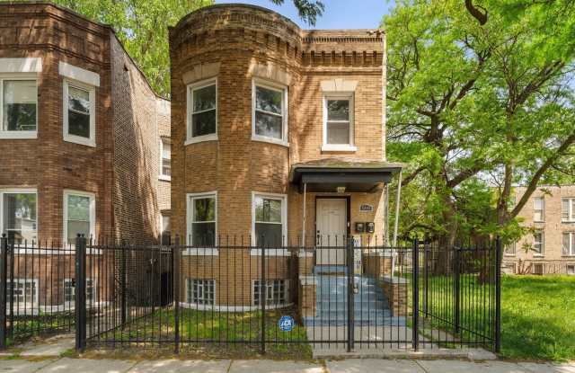 6349 S Saint Lawrence Avenue photos photos