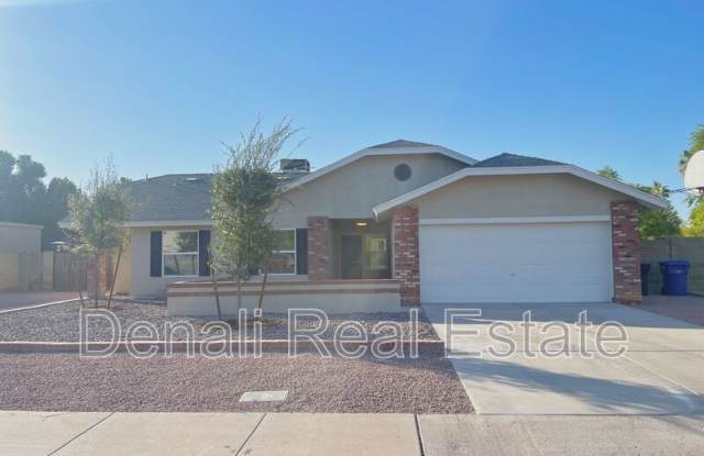 2655 E Enrose St photos photos