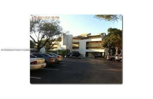 8820 Fontainebleau Blvd photos photos