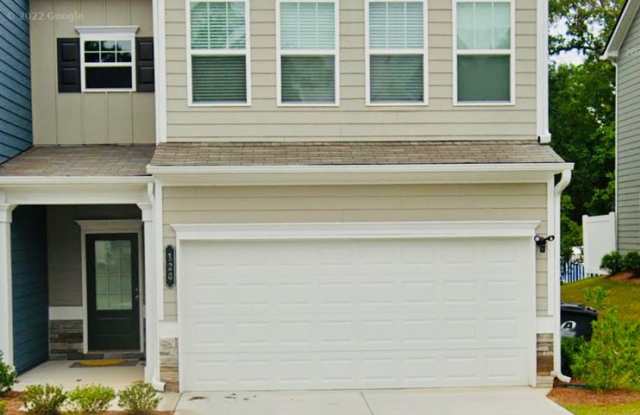 Lke New Close-in Canton Townhome photos photos