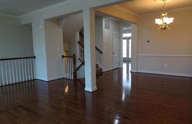 42623 OFFENHAM TERRACE Gallery 2