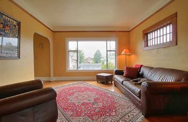 3406 18th Ave S - 3406 18th Avenue South, Seattle, WA 98144