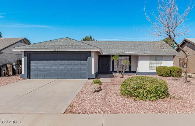 250 W UTOPIA Road photos photos