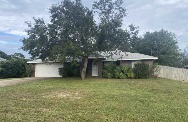 1922 Everglades Drive - 1922 Everglades Street, Navarre, FL 32566