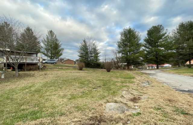 106 Fairview Ave photos photos