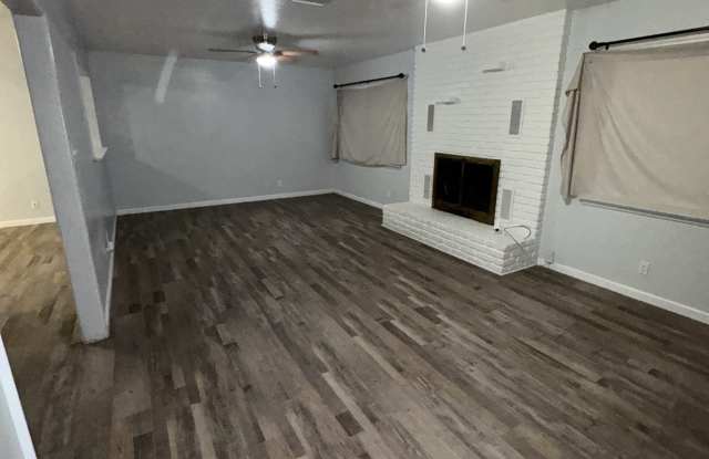 1438 W Clinton Ave Gallery 4