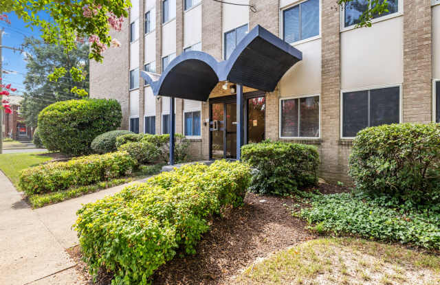 Quiet Norfolk Condo – Utilities  Parking Included! photos photos