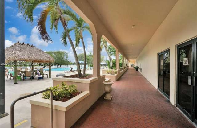 440 Lakeview Dr Gallery 1