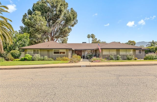 1472 Smiley Heights Drive - 1472 Smiley Heights Drive, Redlands, CA 92373