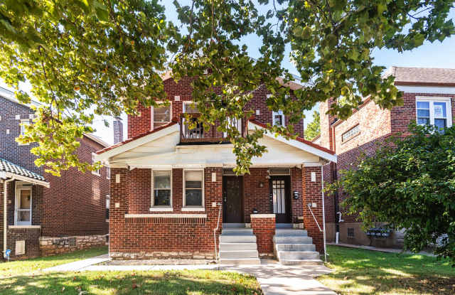 4926 Winona Ave photos photos