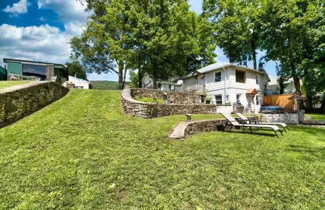 150 Windermere Avenue - 150 Windermere Avenue, Greenwood Lake, NY 10925