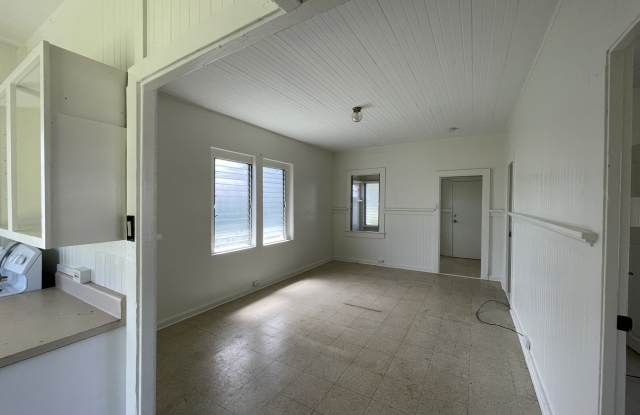 87-154 Kakalena St Apt A Gallery 4