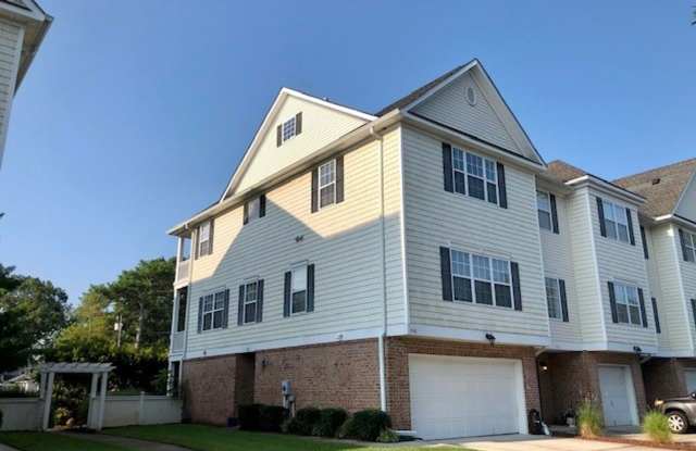 CYPRESS RESERVE CONDOS photos photos