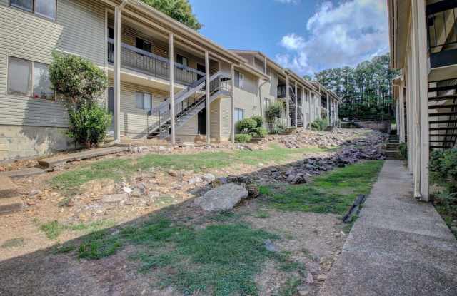 Normandy Place Apartments Gallery 2