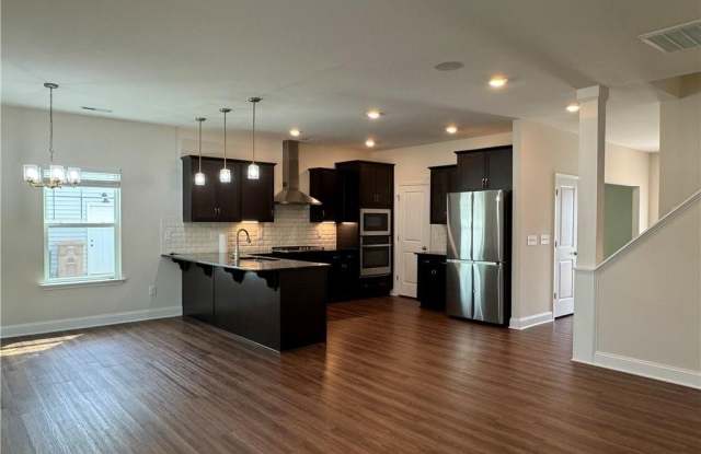 4006 Crimson Wood Court Gallery 4