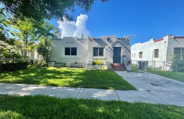 1520 SW 10th St photos photos