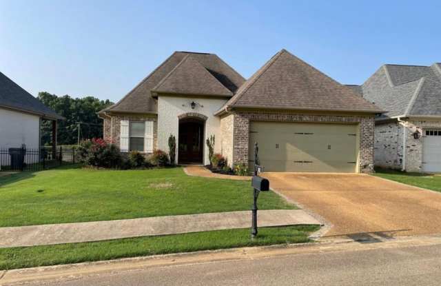 82 E. Briar Lake Drive - 82 East Briar Lake Drive, Oktibbeha County, MS 39759