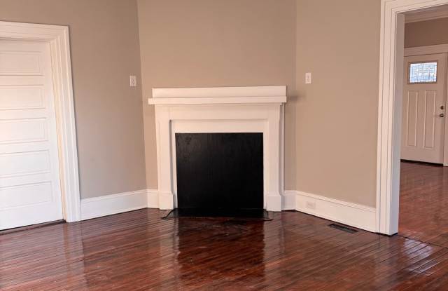 612 Chesnut Street Gallery 2