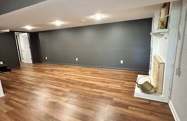644 Lemont Drive Gallery 4