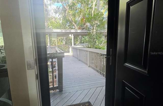 1323 LANDINGS Drive Gallery 4