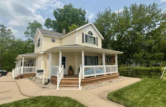 773 E Mount Morris photos photos