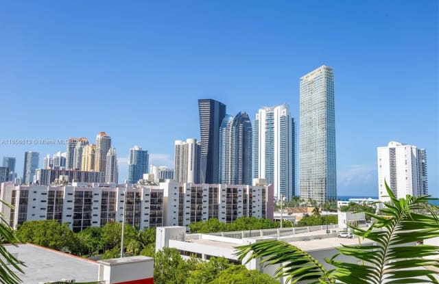 330 Sunny Isles Blvd photos photos