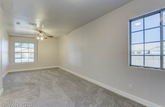 529 RELIANCE Avenue Gallery 2