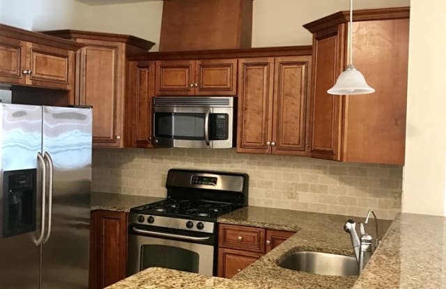 37-39 FREEMAN ST - 37-39 Freeman Street, Newark, NJ 07105