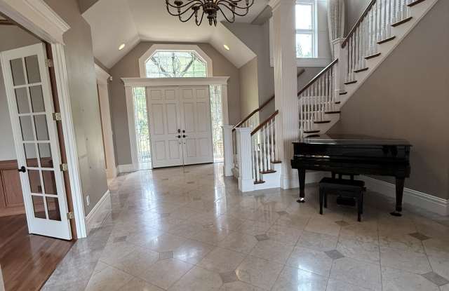 2513 204th Terrace Northeast Gallery 4