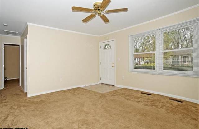 367 Adrian Dr Gallery 2