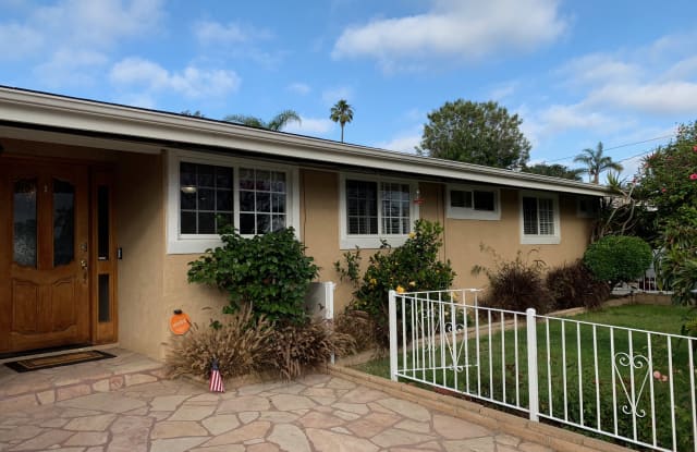 4685 Shoshoni Ave - 4685 Shoshoni Avenue, San Diego, CA 92117