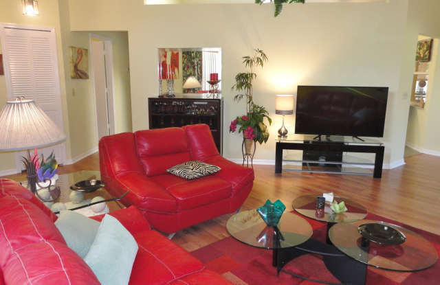 2265 SE Carnation Road Gallery 4
