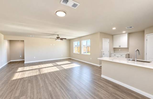 Beautiful New Construction Rental in Bakersfield Gallery 4