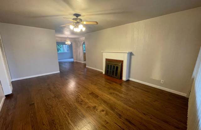MUST SEE! BEAUTIFUL 3 BEDROOM 2 BATH HOME IN HAYWARD CA!!! photos photos