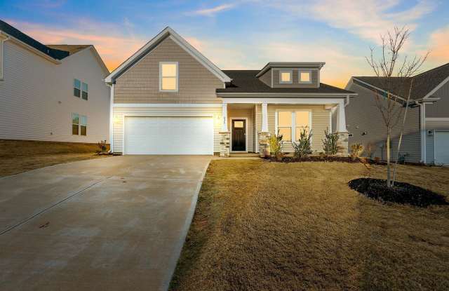 Beautiful 4 Br, 2 BA Home with 2 Car Garage, Convenient to Greenville  Spartanburg, District 5 School District photos photos