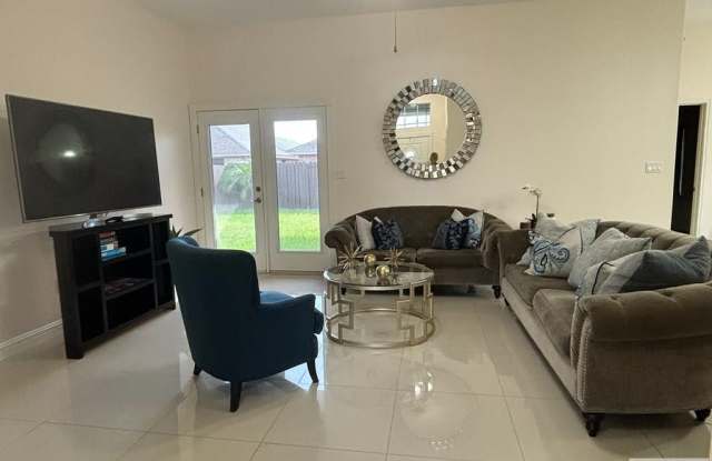 2482 LEXINGTON PLACE Gallery 3