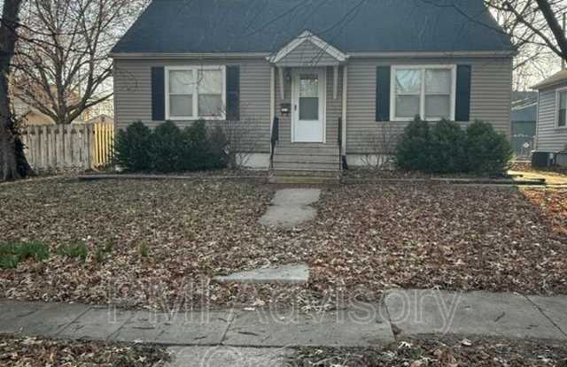 1242 SW High Ave photos photos