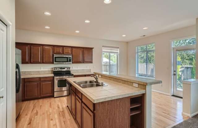 3875 62nd Avenue East Gallery 2
