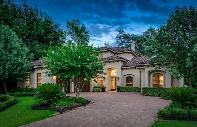 22 Johnathan Landing Court - 22 Johnathan Landing Court, The Woodlands, TX 77389