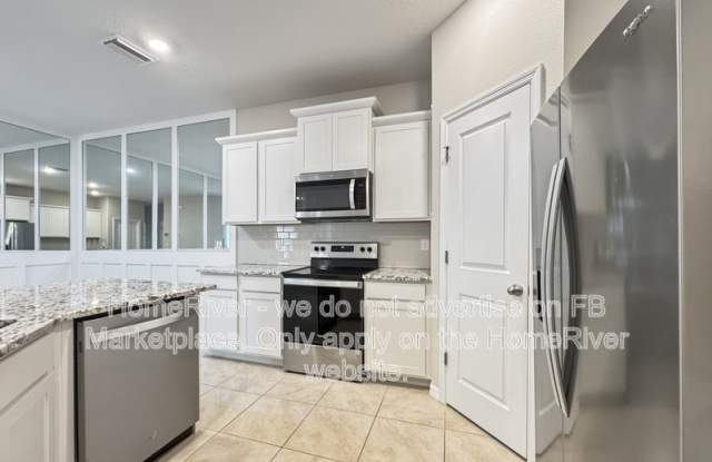 7899 Stonebrook Cir Gallery 1