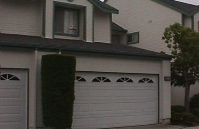 27876 Aberdeen - 27876 Aberdeen, Mission Viejo, CA 92691