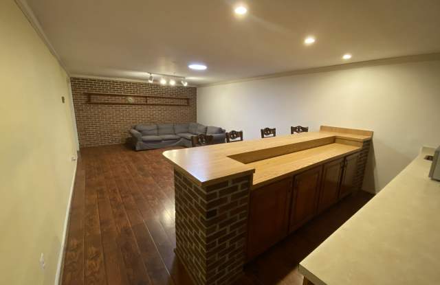12753 Milltown Rd Gallery 2