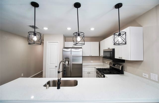 2921 Bronte Boulevard Gallery 4